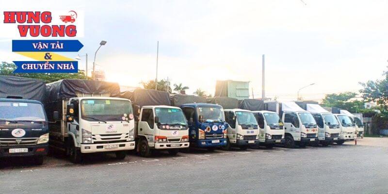 Xe tải chở hàng KCN Tân Tạo Bình Tân.