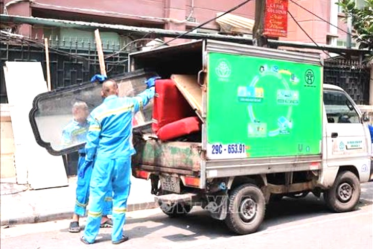 Xe tải chở xà bần Đà Nẵng