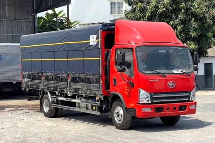 Cân đo kiện hàng để tính cước gửi hàng Sài Gòn đi An Giang