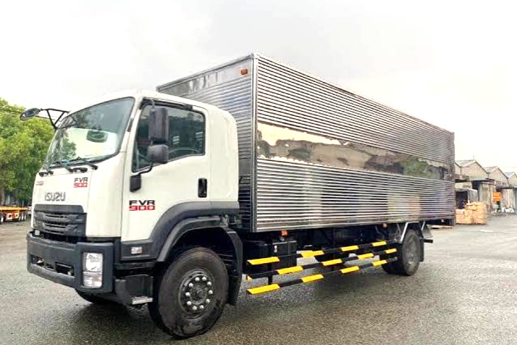 Đo kiện hàng để tính cước gửi hàng Sài Gòn đi Cần Thơ