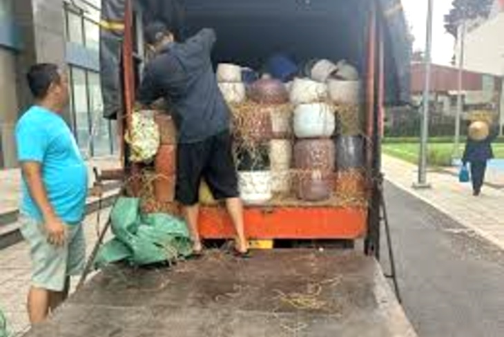 Đồ hư khi chuyển nhà ai đền và đền thế nào