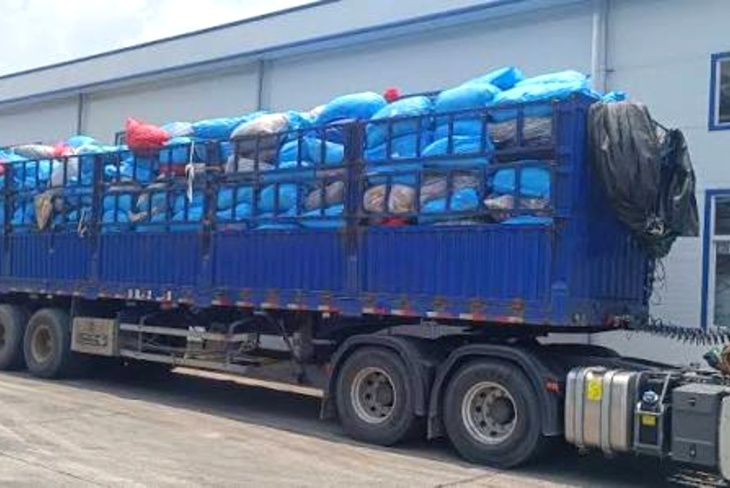 Thuê xe tải 6m chuyển nhà xếp đồ đạc gia đình đầy thùng