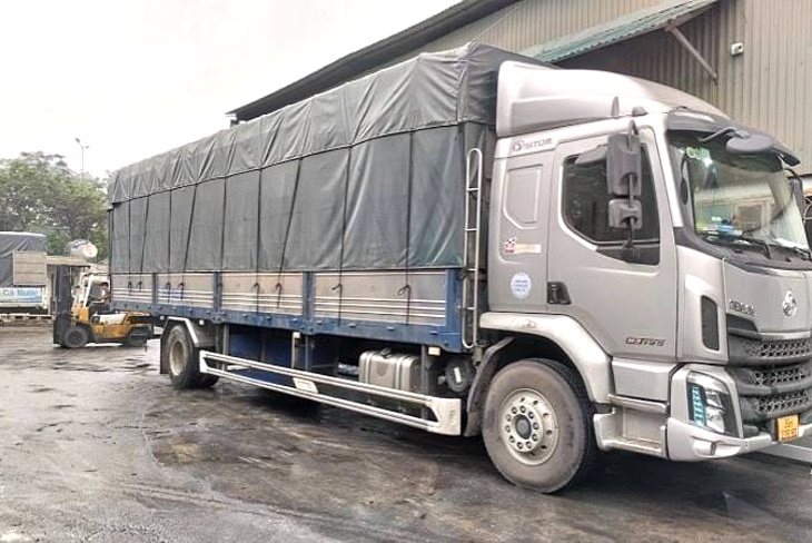Xe chuyển nhà TPHCM đi Vũng Tàu, đồ căn hộ đã xếp lên thùng