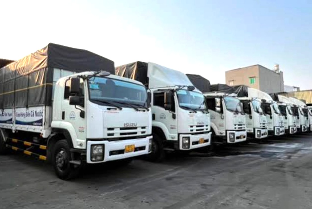 Xe tải 6m có bàn nâng hạ Quận 7 tại Quận 7 - Vận tải Hùng Vương